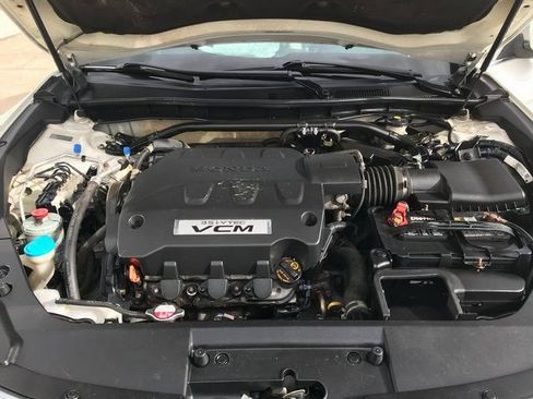 Used 2012 Honda Crosstour EX-L image 3