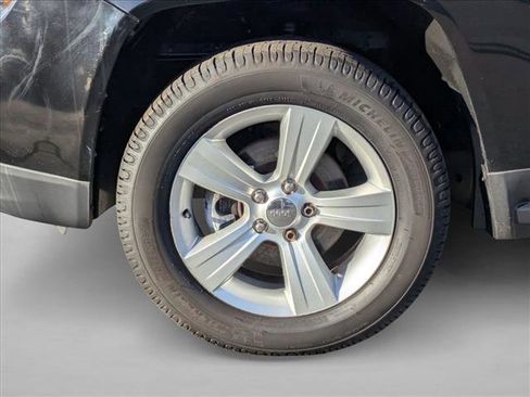 Used 2015 Jeep Compass Sport w/ Power Value Group image 21