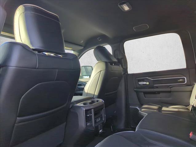 New 2026 RAM 2500 Laramie AWD/4WD image 13