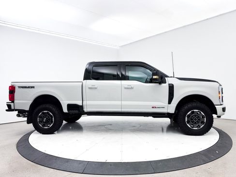 Used 2024 Ford F350 Lariat w/ Tremor Off-Road Package image 42