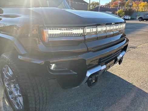 New 2025 GMC Hummer EV 3X image 17