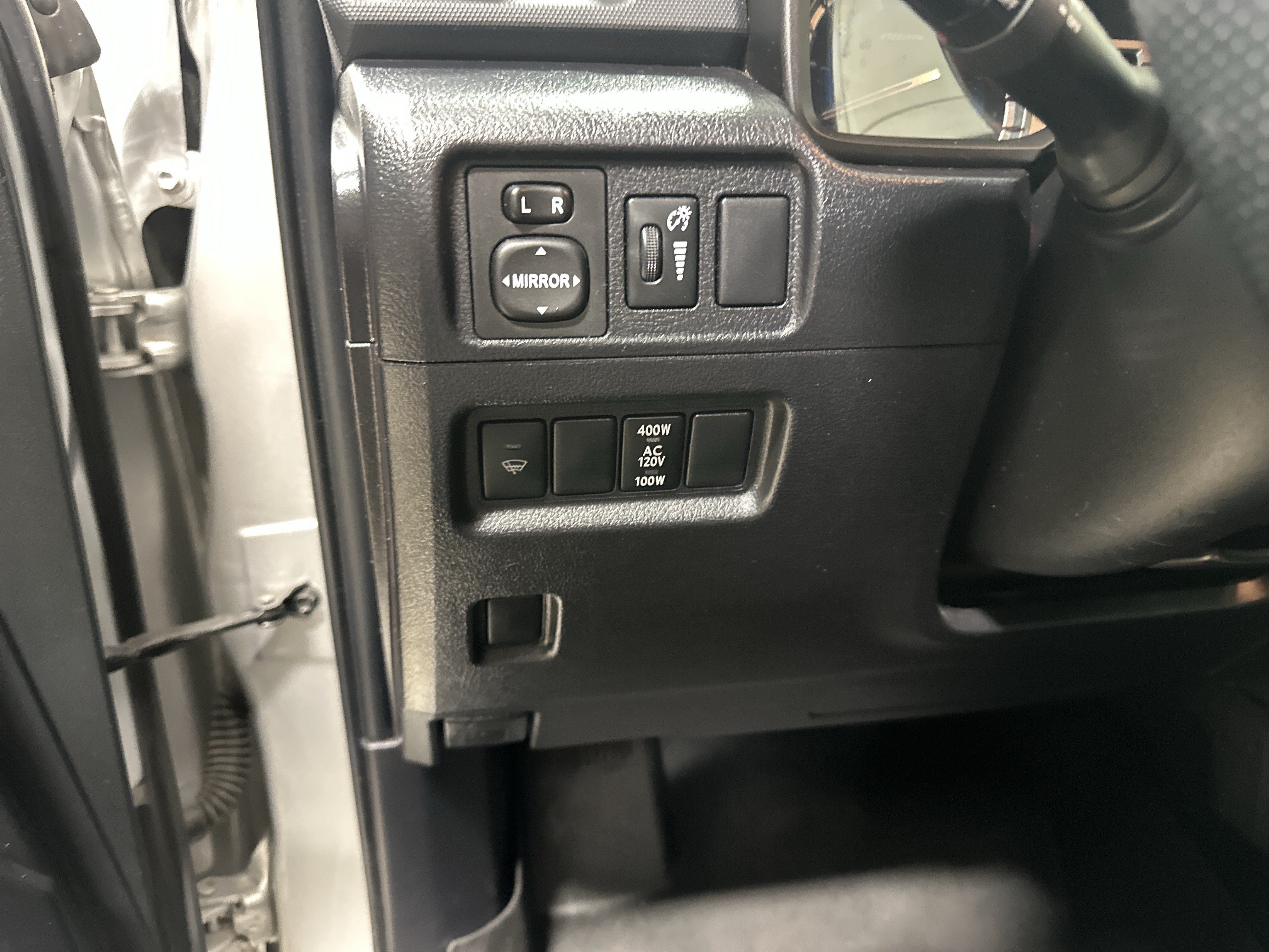 Used 2016 Toyota 4Runner SR5 Premium w/ Convenience Package AWD/4WD image 37