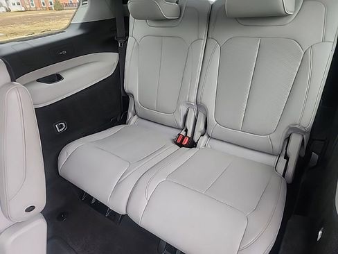 Used 2021 Jeep Grand Cherokee L Overland w/ Luxury Tech Group IV image 28