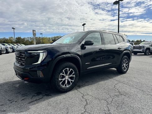New 2026 GMC Acadia AT4 w/ Luxury Package image 2