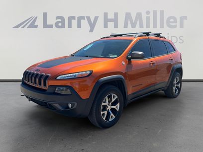 Used 2016 Jeep Cherokee Trailhawk w/ Comfort/Convenience Group
