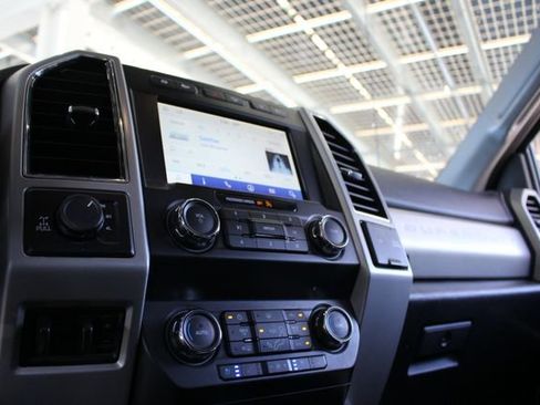 Used 2020 Ford F350 Lariat w/ Lariat Value Package image 17