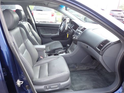 Used 2003 Honda Accord EX image 12