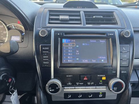 Used 2012 Toyota Camry SE image 20