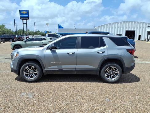 Certified 2026 GMC Terrain Elevation w/ LPO, Floor Liner Package FWD image 2