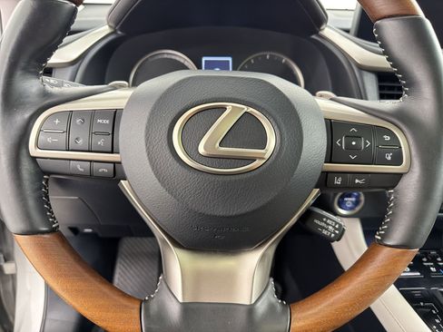 Used 2020 Lexus RX 450hL AWD w/ Premium Package image 18