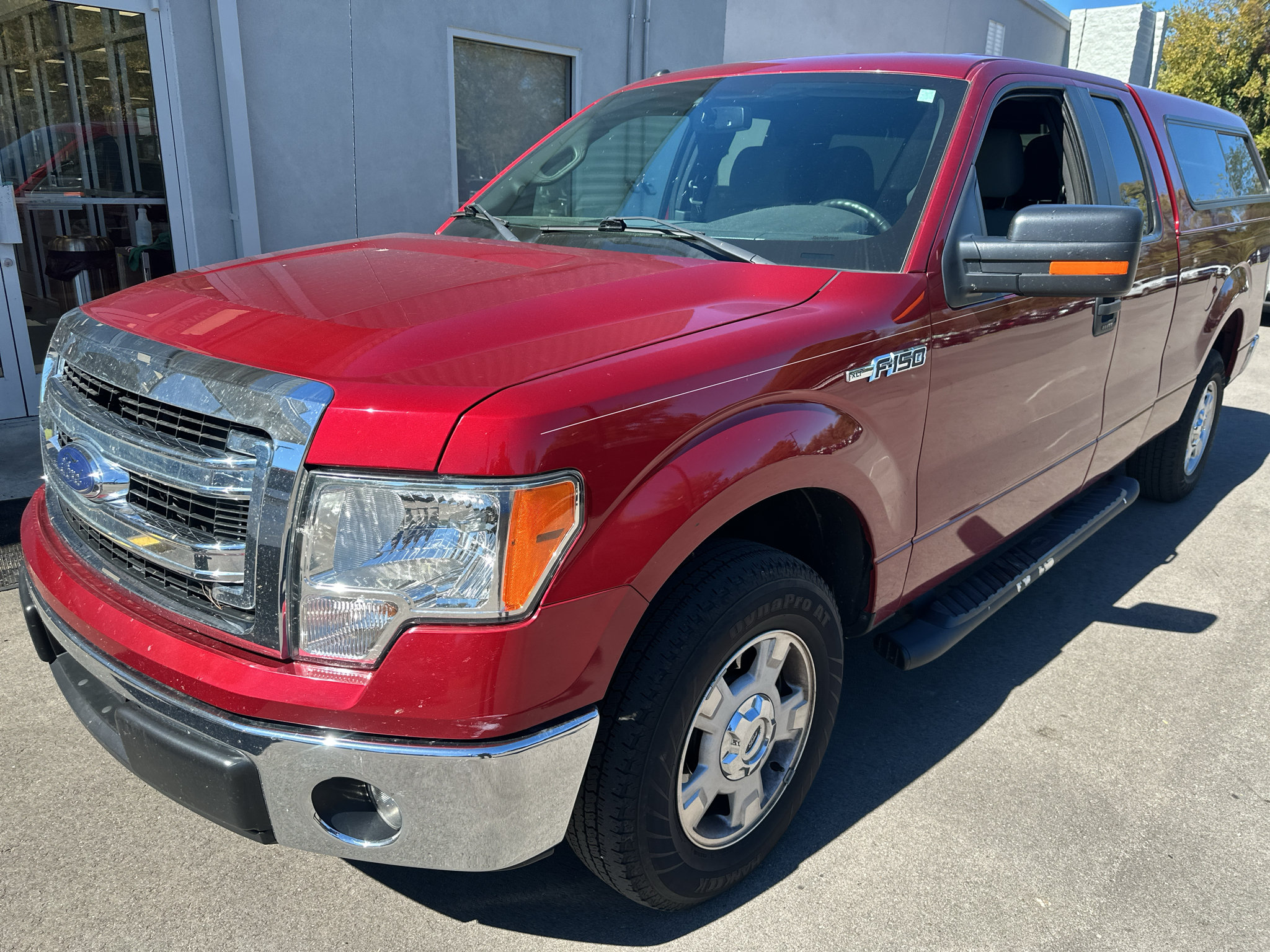 Used 2014 Ford F150 XLT w/ Equipment Group 301A Mid RWD image 2