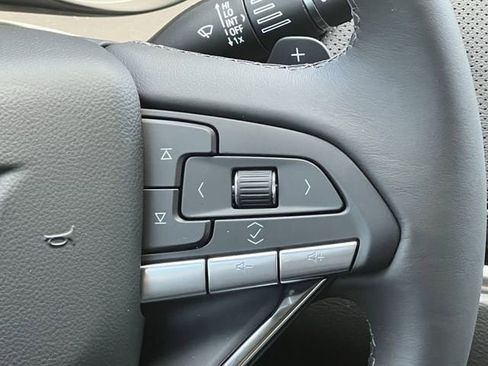 New 2025 Cadillac XT6 Luxury image 13