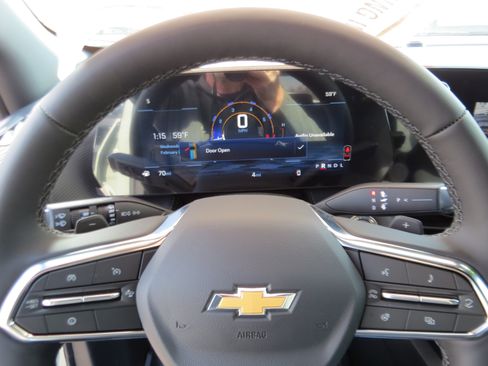 New 2026 Chevrolet Equinox LT w/ LPO, Floor Liner Package image 19