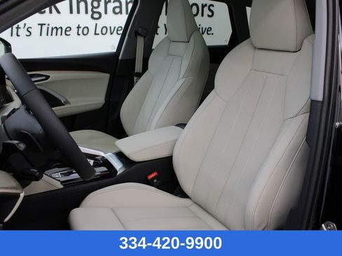 New 2025 Audi Q5 Premium Plus image 14