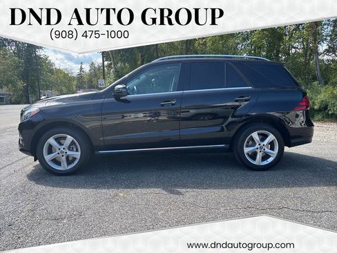 Used 2018 Mercedes-Benz GLE 350 4MATIC w/ Premium 2 Package image 1