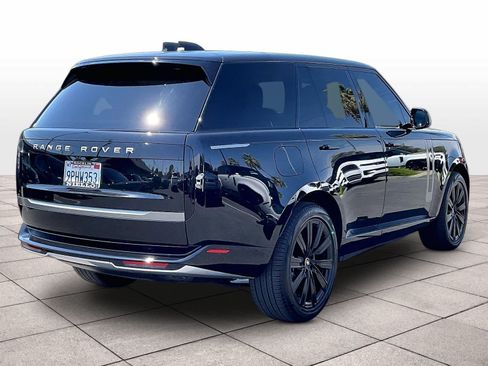 Used 2025 Land Rover Range Rover SE AWD/4WD image 16