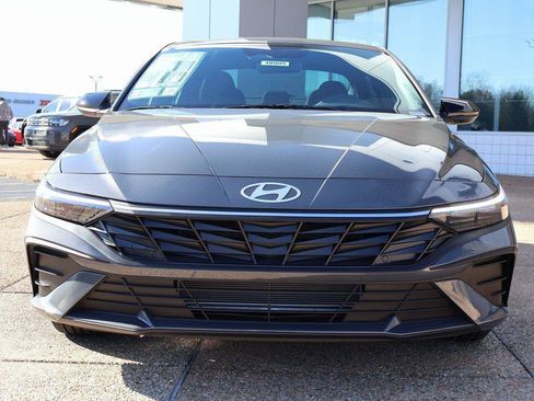 New 2026 Hyundai Elantra Sport FWD image 8