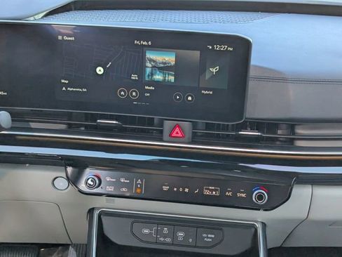 Used 2026 Kia Carnival SX Prestige image 18