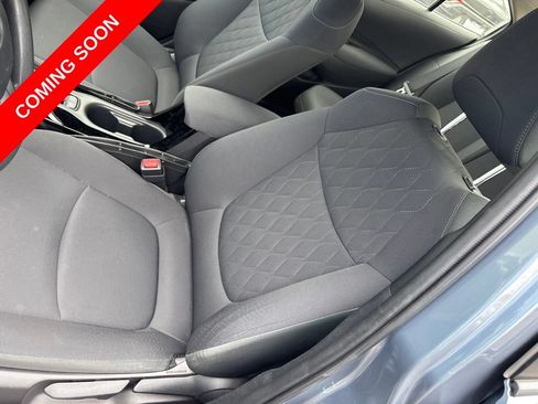 Used 2022 Toyota Corolla LE w/ Carpet Mat Package (TMS) FWD image 14