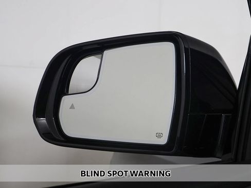 Used 2024 Jeep Wagoneer Series II AWD/4WD image 7