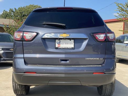 Used 2013 Chevrolet Traverse LT w/ All-Star Edition FWD image 5