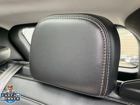Used 2022 Ford Escape Titanium w/ Titanium Premium Package FWD image 34