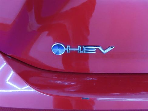 Used 2025 Toyota Camry LE FWD image 13