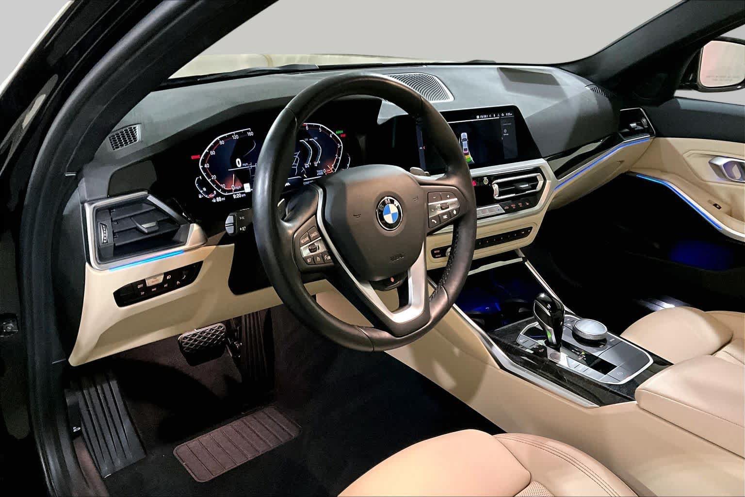 Used 2022 BMW 330i xDrive Sedan w/ Driving Assistance Package AWD/4WD image 17