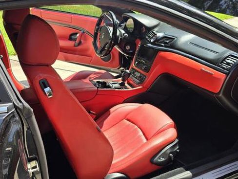 Used 2010 Maserati GranTurismo Coupe image 26