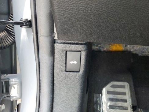 Used 2025 Honda Accord Sport image 30