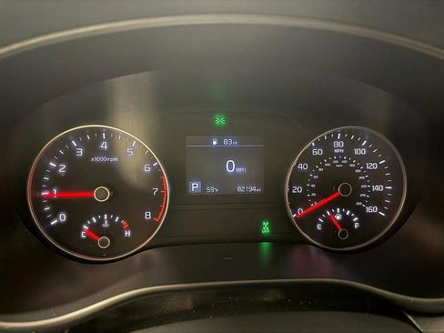 Used 2020 Kia Sportage LX image 9