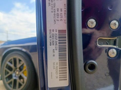 Used 2017 Dodge Challenger R/T Scat Pack w/ Leather Interior Group RWD image 26