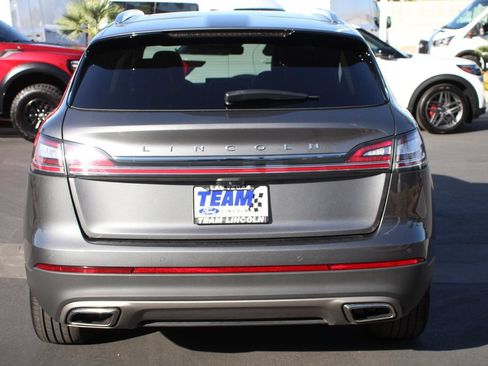 Used 2023 Lincoln Nautilus Reserve w/ Luxury Package AWD/4WD image 5