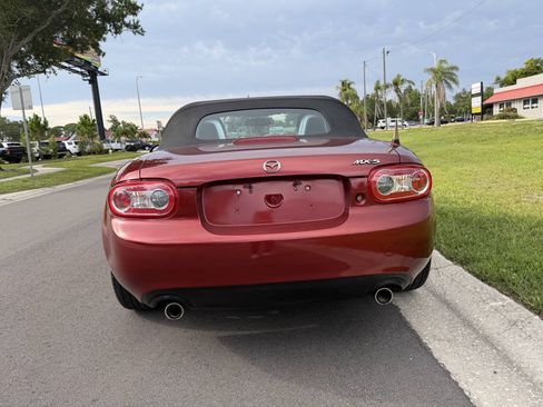 Used 2012 MAZDA MX-5 Miata Sport w/ Convenience Pkg RWD image 7