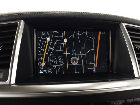 Used 2016 Mercedes-Benz GL 450 4MATIC image 25