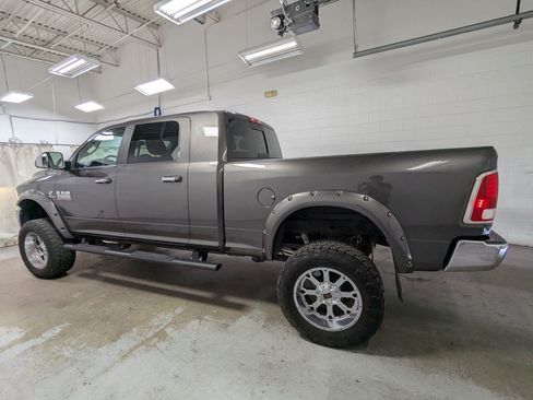 Used 2018 RAM 2500 Laramie AWD/4WD image 10