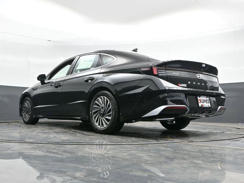 New 2025 Hyundai Sonata Limited image 54