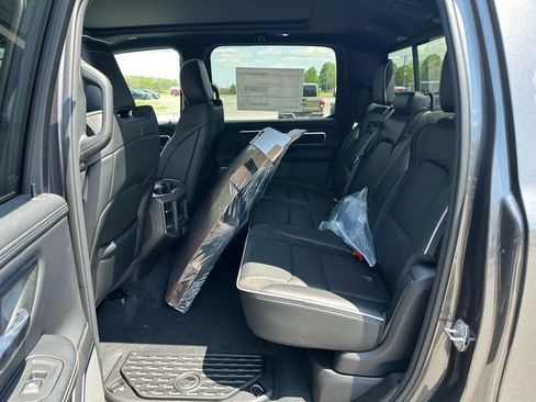 New 2026 RAM 1500 Laramie AWD/4WD image 10
