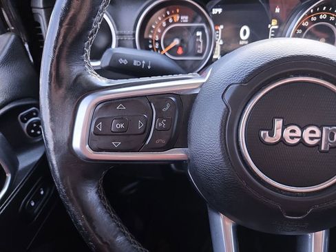 Used 2020 Jeep Gladiator Overland image 22