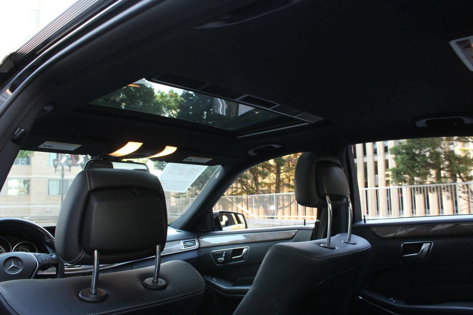 Used 2015 Mercedes-Benz E 350 4MATIC Sedan image 21