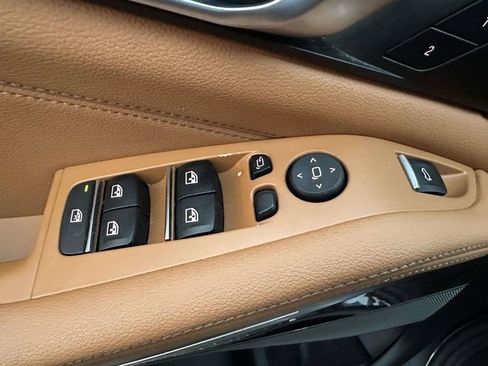 Used 2021 BMW X5 xDrive40i w/ Premium Package image 19