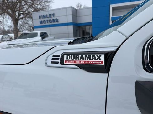 Used 2024 GMC Sierra 3500 SLT image 12