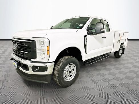 New 2026 Ford F250 XL w/ XL Chrome Package AWD/4WD image 28