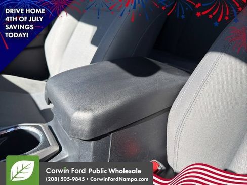 Used 2019 Toyota Tacoma SR5 AWD/4WD image 22