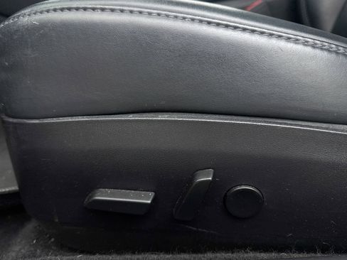 Used 2019 Tesla Model 3 Standard Range Plus image 29