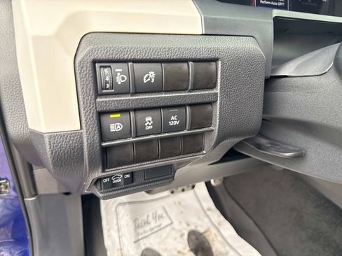 Used 2024 Toyota Tacoma TRD Sport w/ TRD Sport Upgrade Package image 29