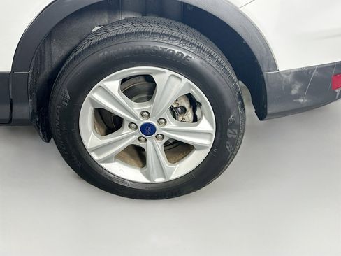 Used 2015 Ford Escape SE AWD/4WD image 11