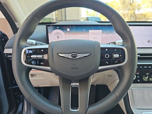 Certified 2026 Genesis GV80 2.5T Select AWD/4WD image 19