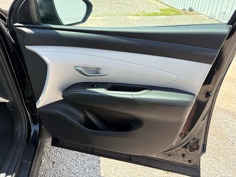 Used 2025 Hyundai Tucson SEL FWD image 16