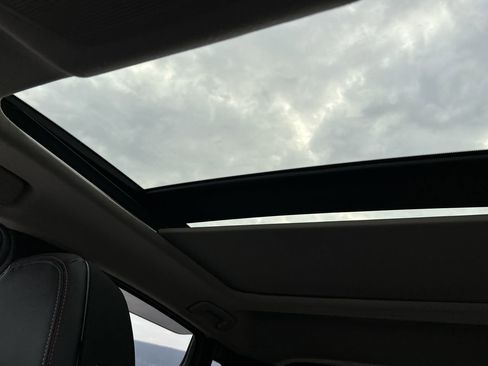 Used 2025 Nissan Kicks SR w/ SR Premium Package image 29